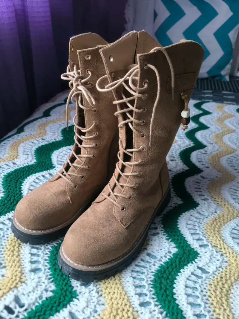 Botas de gamuza marrón con cordones - 5
