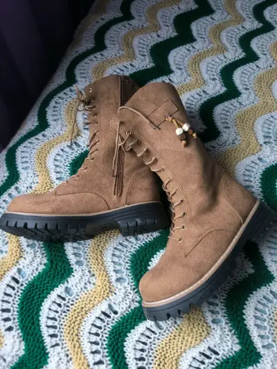 Botas de gamuza marrón con cordones - miniatura 6