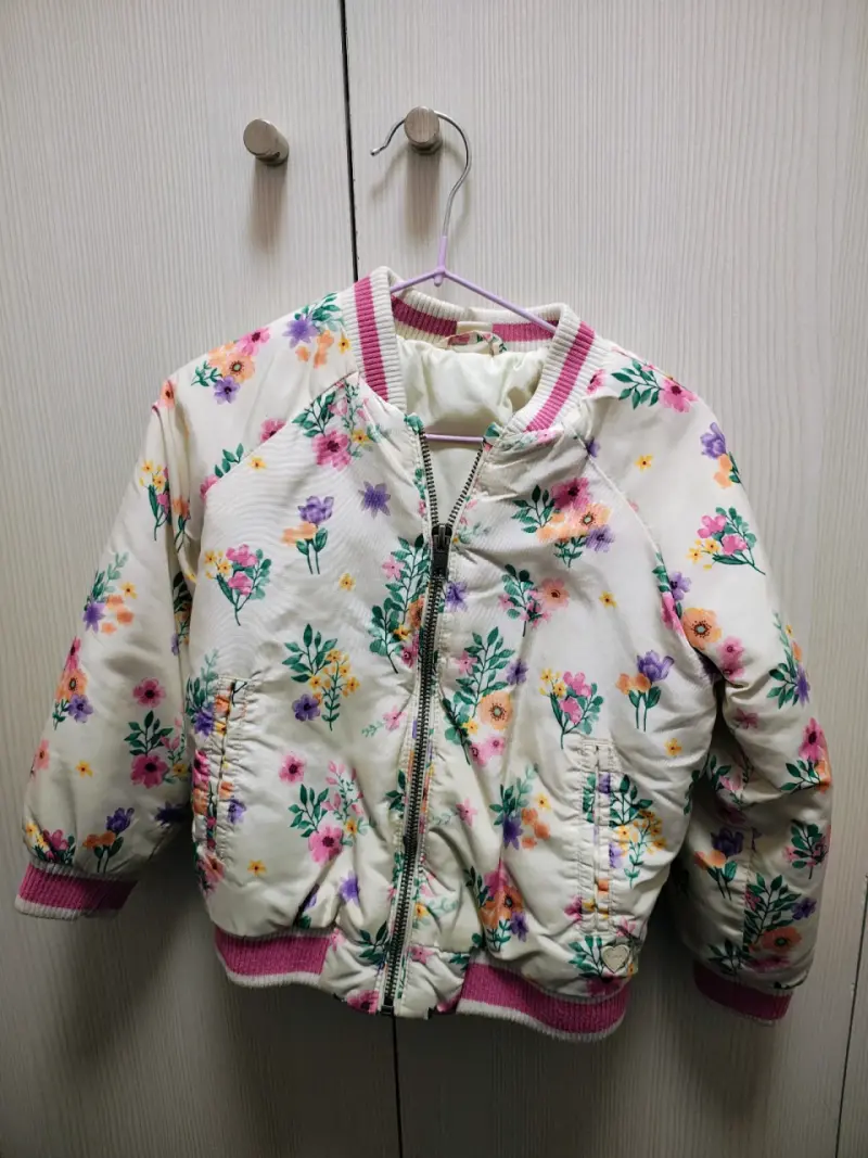 Chaquetas para niñas en excelente estado - 2