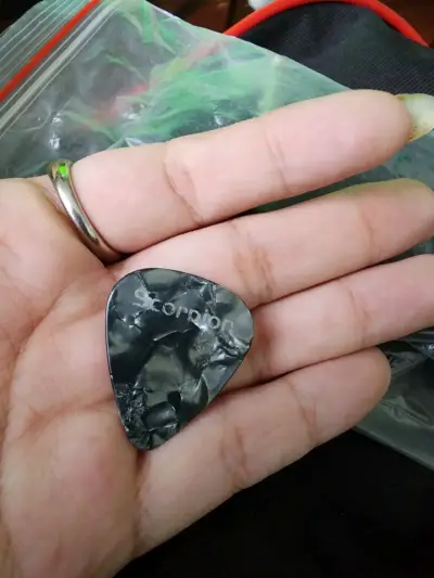 Guitarra electro acústica verde - miniatura 6