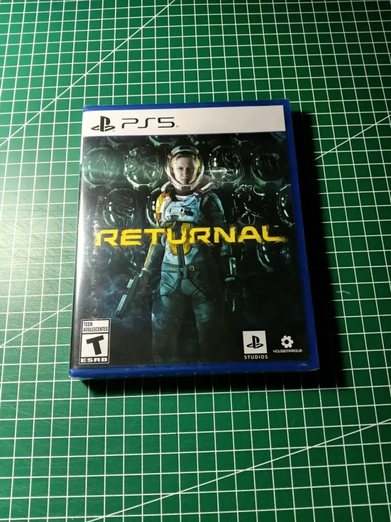 Juego PS5 Returnal en buen estado - 1