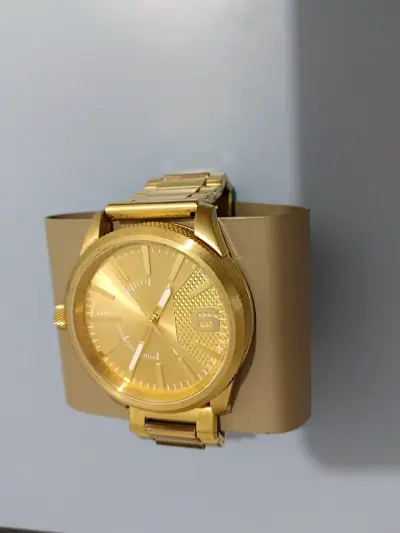 Reloj dorado para hombre Diesel con pulsera metálica - miniatura 2