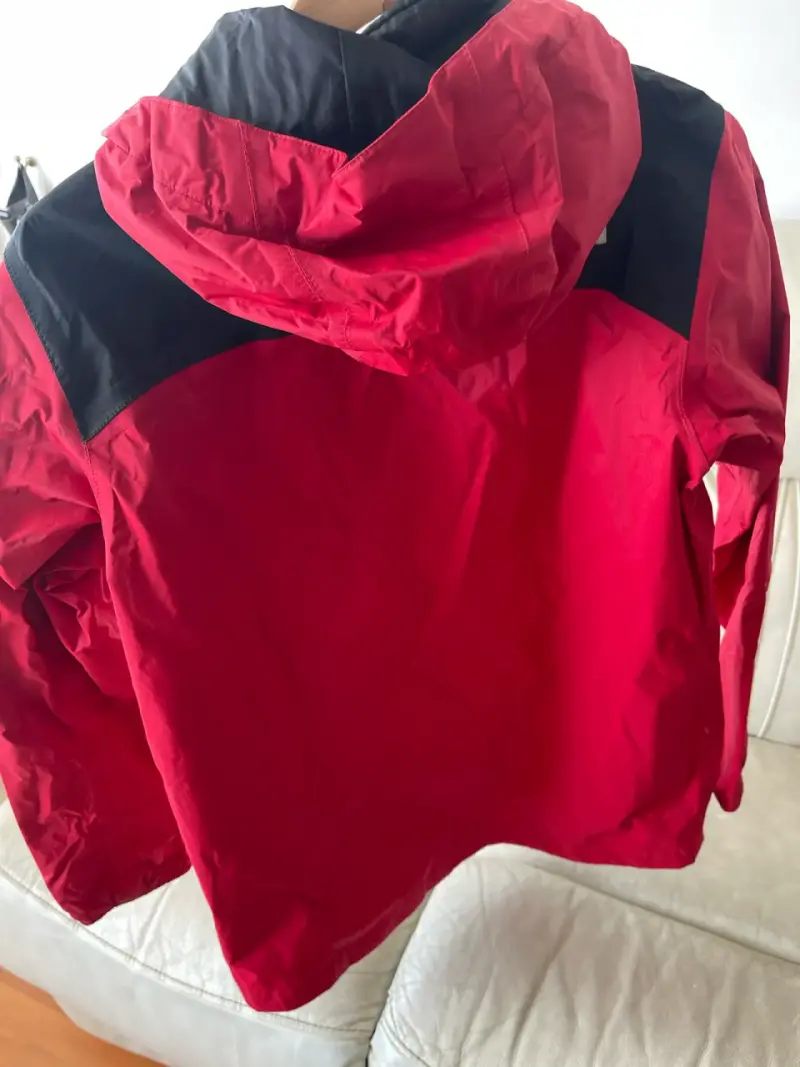 Chaqueta impermeable  roja The North Face para hom - 2