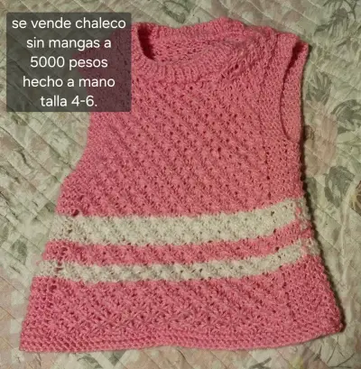 Chaleco sin mangas tejido a mano rosa - miniatura 1