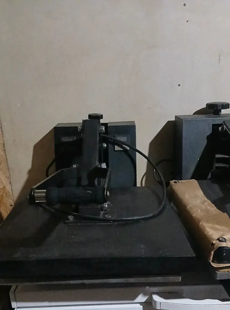 Plancha térmica para estampado de camisetas