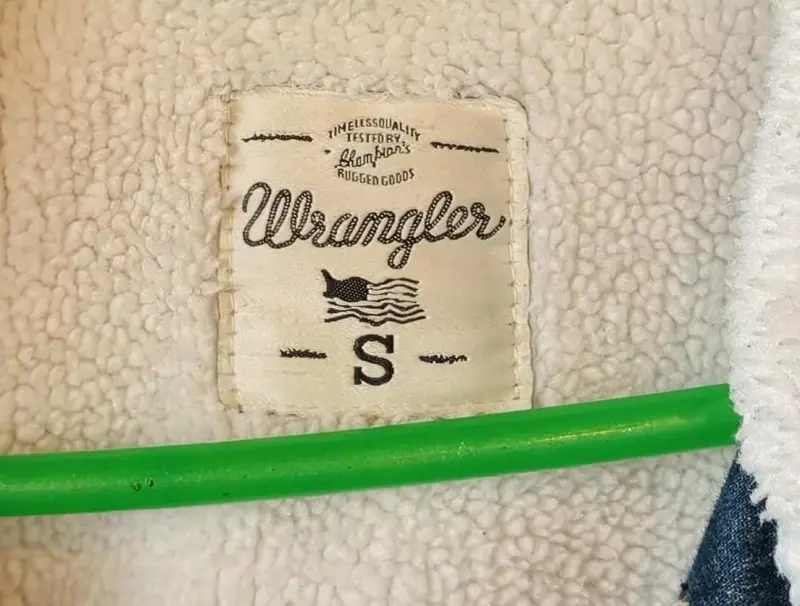 Chaqueta de mezclilla Wrangler con forro de borrego - 3
