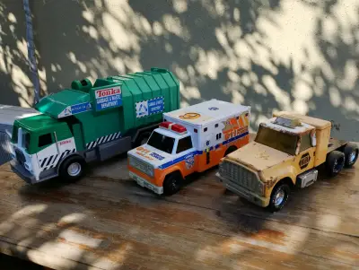 Set de camiones de juguete Tonka y Buddy L - miniatura 1