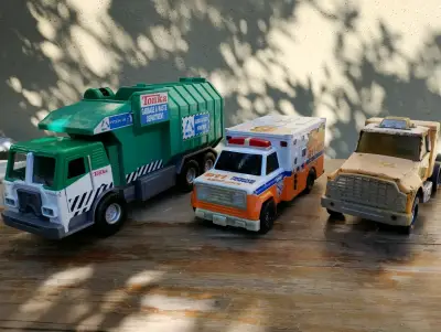 Set de camiones de juguete Tonka y Buddy L - miniatura 2