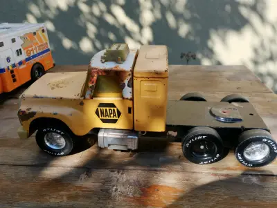 Set de camiones de juguete Tonka y Buddy L - miniatura 5