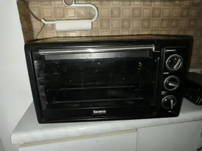 Horno Eléctrico Thomas con Control de Tempera - miniatura 1