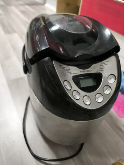 Panificadora Recco RMP-1129S 900g Negra con Timer - miniatura 3