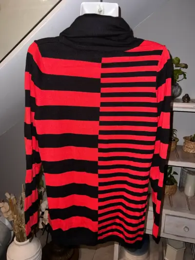 Sweater Esprit  de rayas rojo y negro - miniatura 2