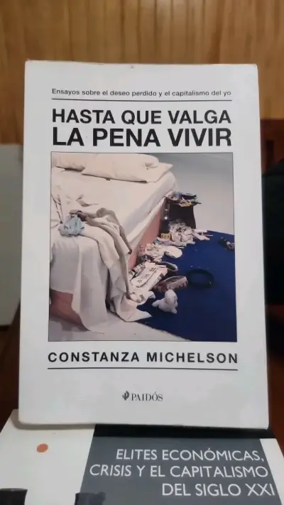 Libro 'Hasta Que Valga La Pena Vivir' de Constanza Michelson - miniatura 1