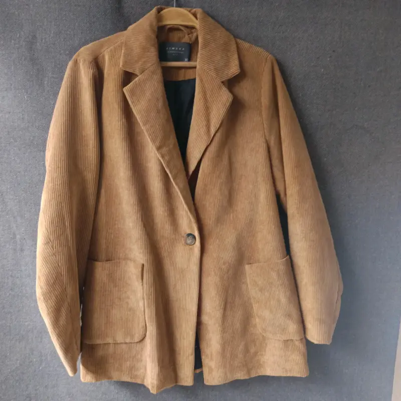Blazer Cotelé camel para mujer - 2