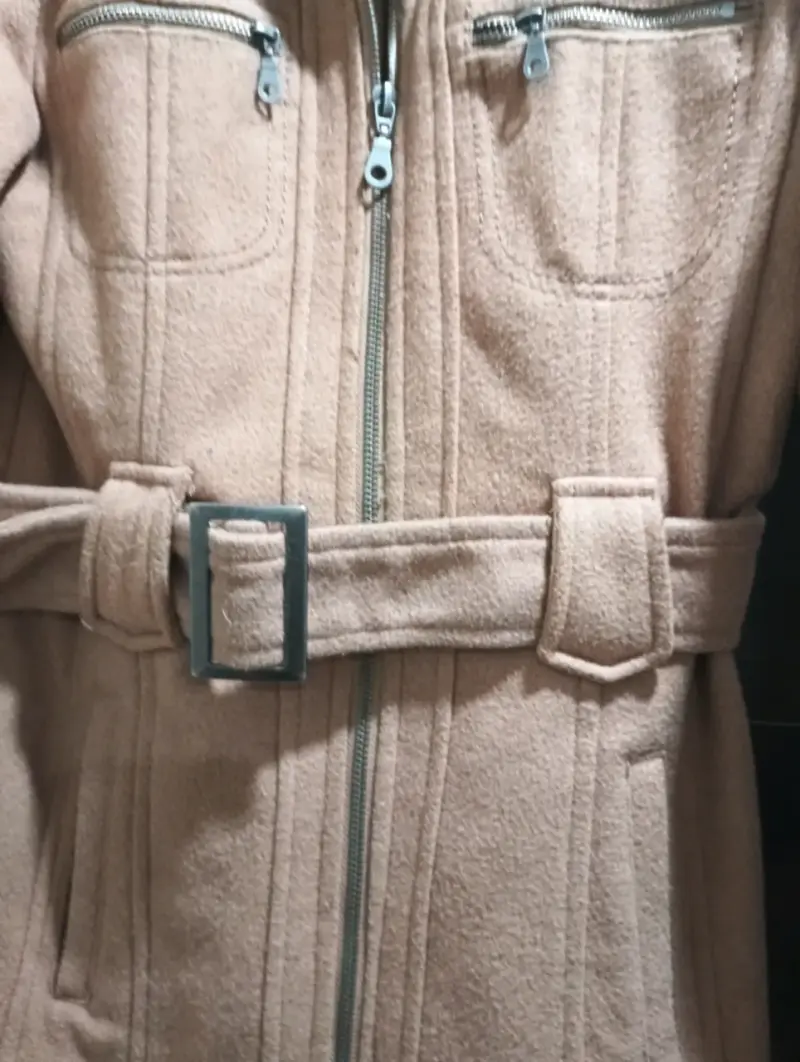 Abrigo de lana camel con cinturón Guess - 3