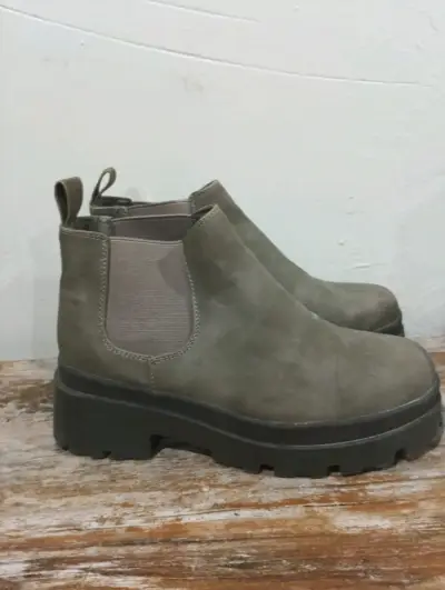 Botines de cuero verde oliva con plataforma - miniatura 1
