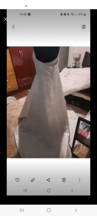 Vestido de novia blanco elegante - miniatura 2