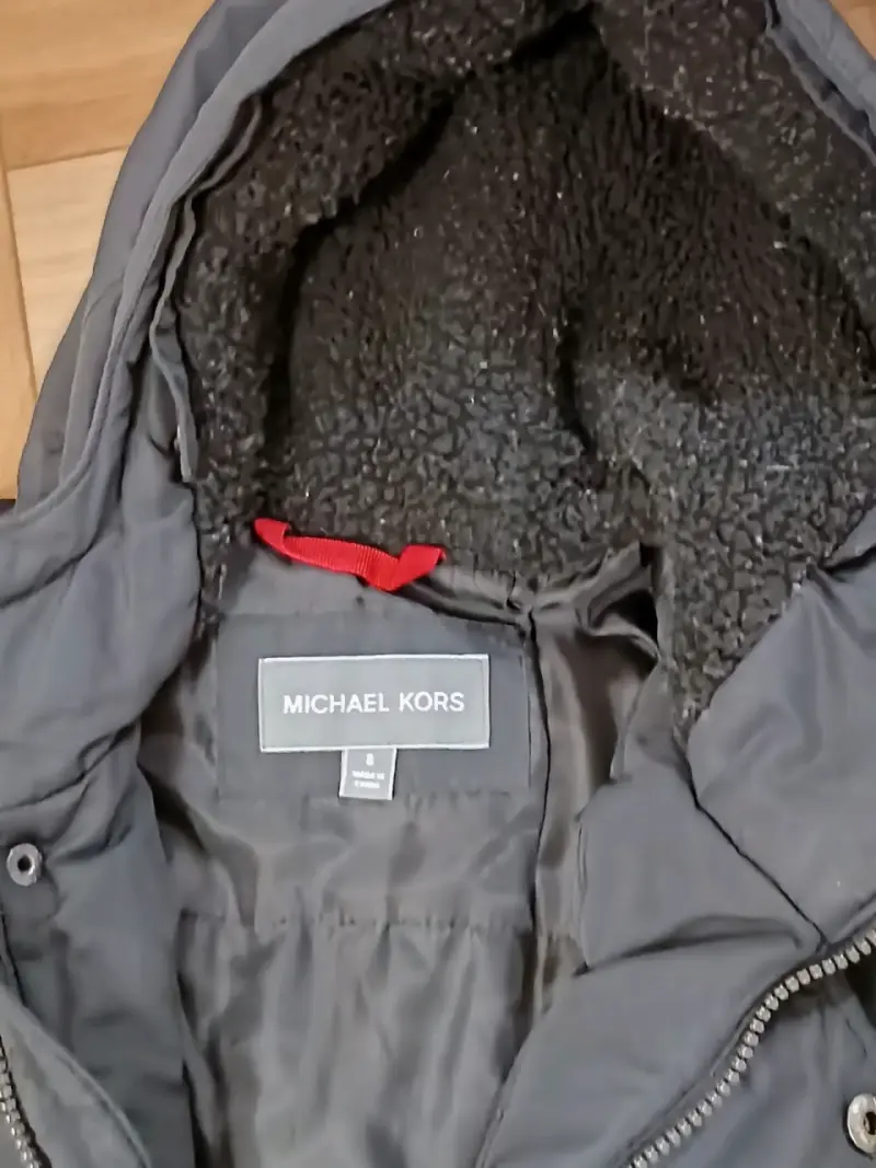 Parka negra con capucha Michael Kors - 2