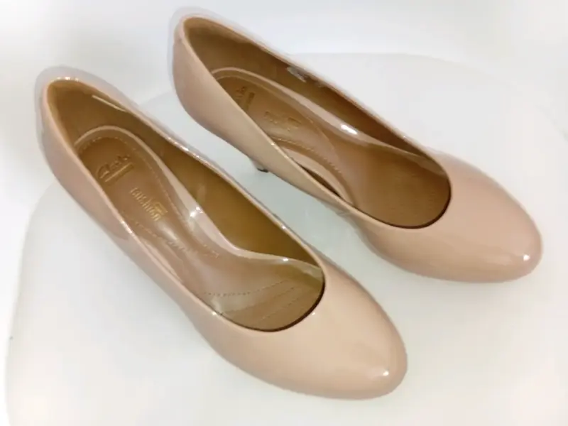 Zapatos 39 de Tacón Clarks Beige para Mujer - 3
