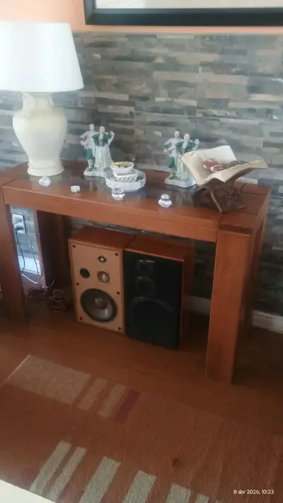 Mesa de madera con vidrio decorativa - miniatura 2
