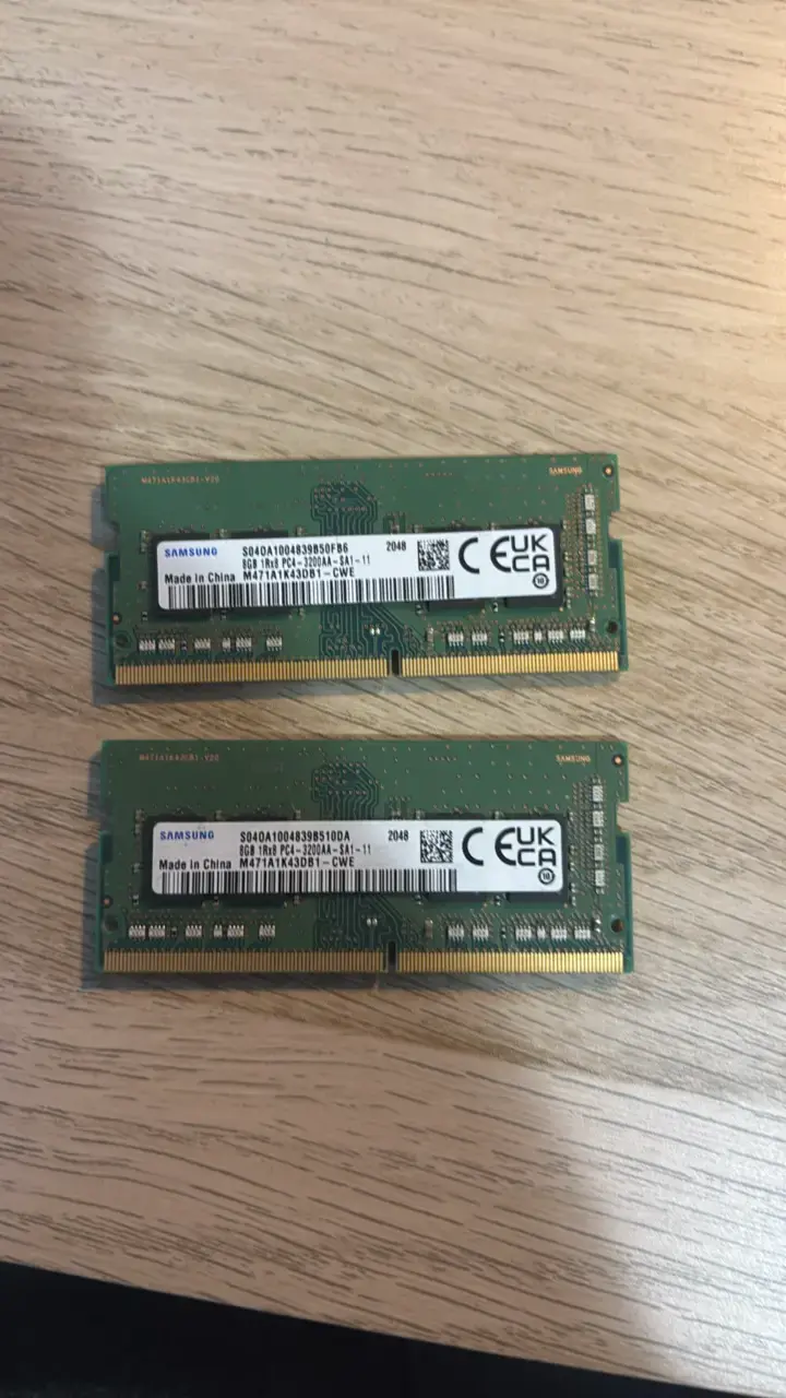 Memoria RAM Samsung 16GB (2x8GB) DDR4 para Laptop - 1