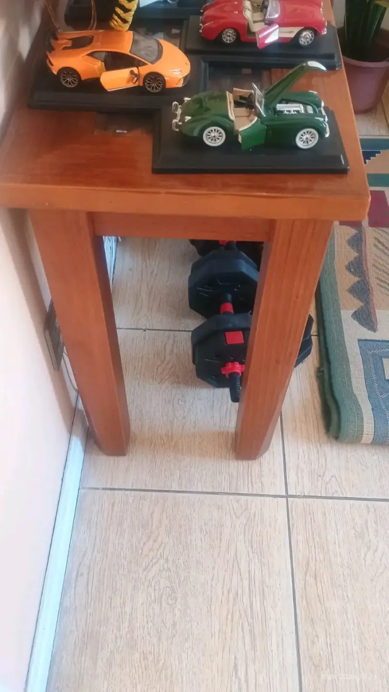 Mesa de madera tipo arrimo - 2