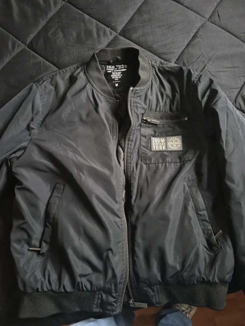 Chaqueta Bomber Negra Zoo York - 1