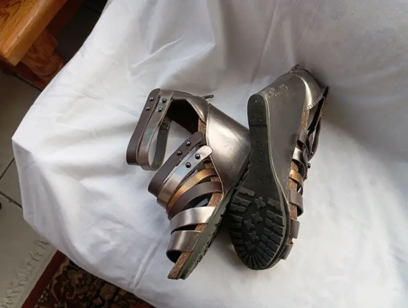 Sandalias de cuña metálicas para mujer - 3