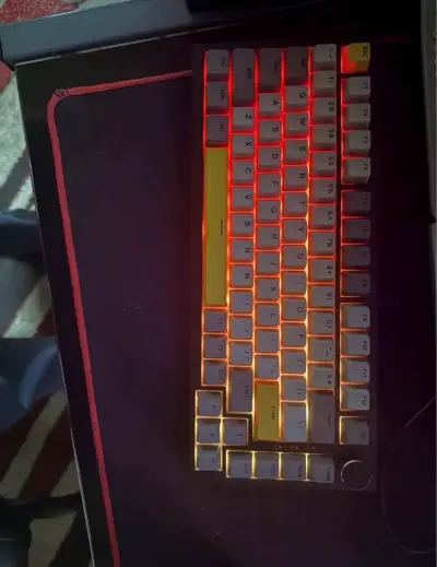 Teclado mecánico retroiluminado Ajazz AK820 - miniatura 1