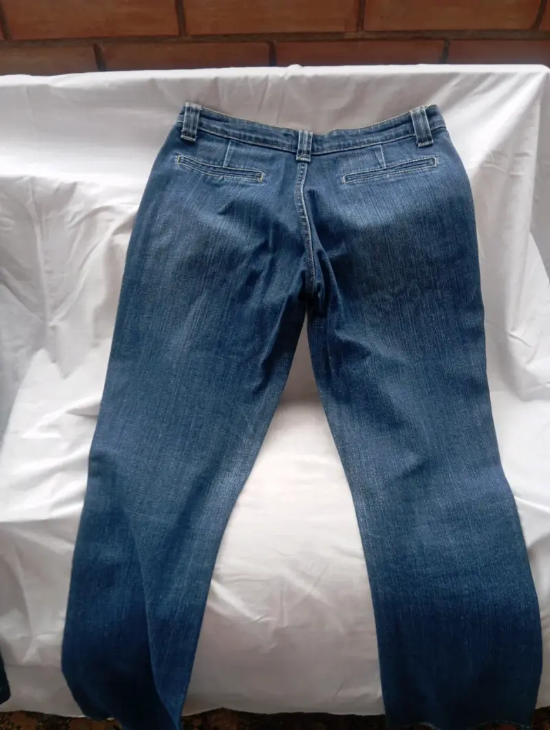 Jeans de mezclilla azul para mujer - 3