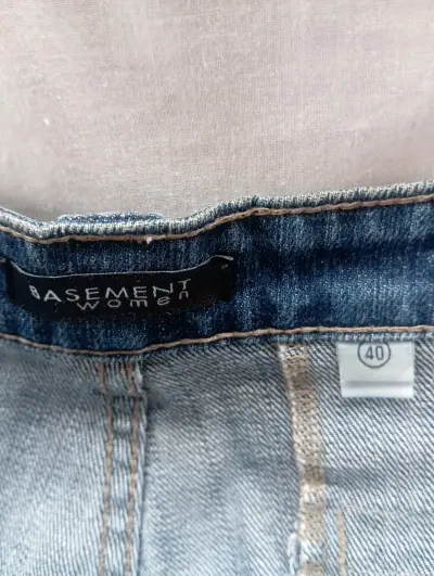 Jeans de mezclilla azul para mujer - miniatura 5