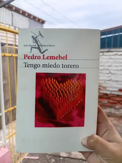 Libro 'Tengo miedo torero' de Pedro Lemebel - miniatura 1