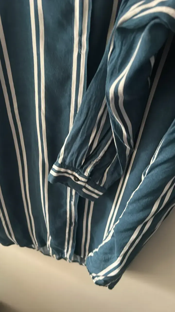 Blusa de rayas azul y blanca para mujer - 3