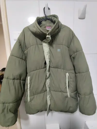 Chaqueta acolchada verde oliva BE Active - miniatura 1