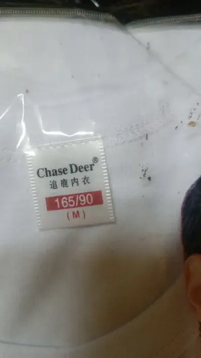 Polera manga larga blanca Chase Deer para hombre - miniatura 2