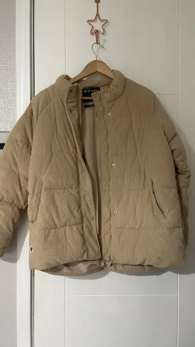 Puffer Raindoor beige talla M — 1/2 usos - miniatura 1