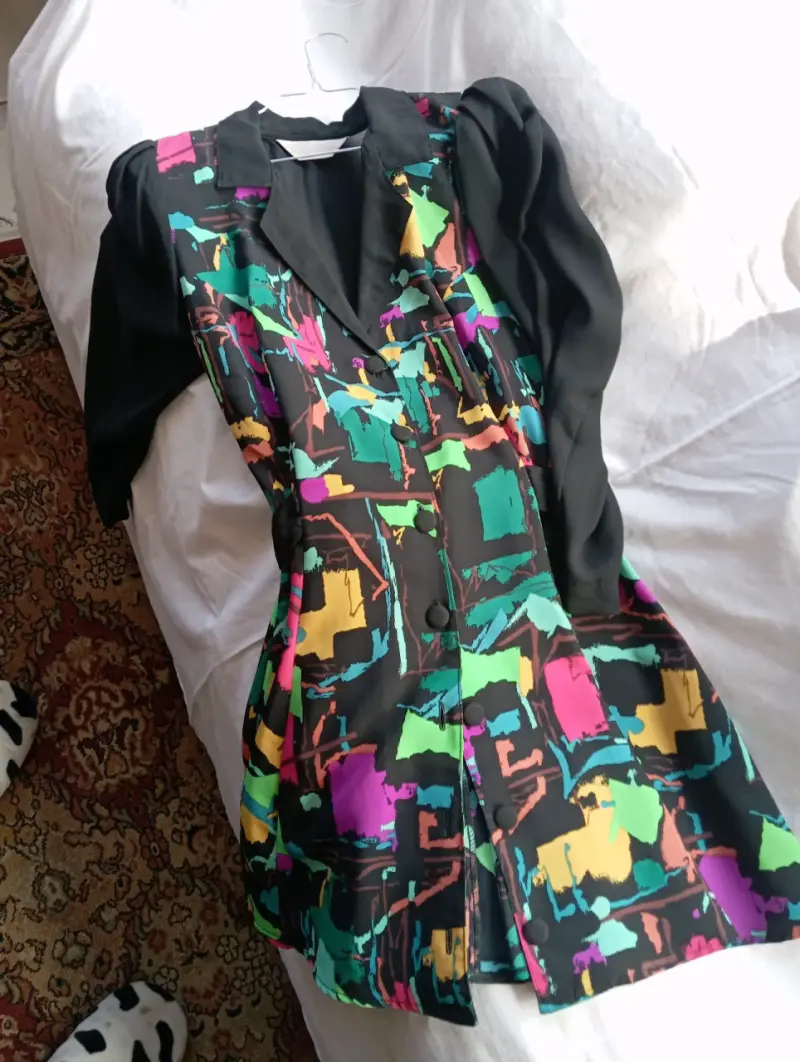 Vestido vintage con estampado colorido - 4