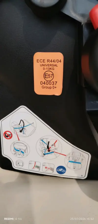 Coche de bebé Bebesit negro ajustable. - miniatura 6