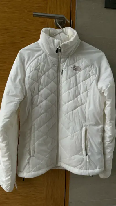 Chaqueta blanca The North Face para mujer - miniatura 1