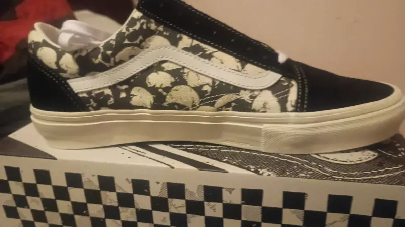 Zapatillas Vans Old Skool con diseño de calaveras - 2
