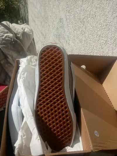 Zapatillas Vans Old Skool con diseño de calaveras - miniatura 6