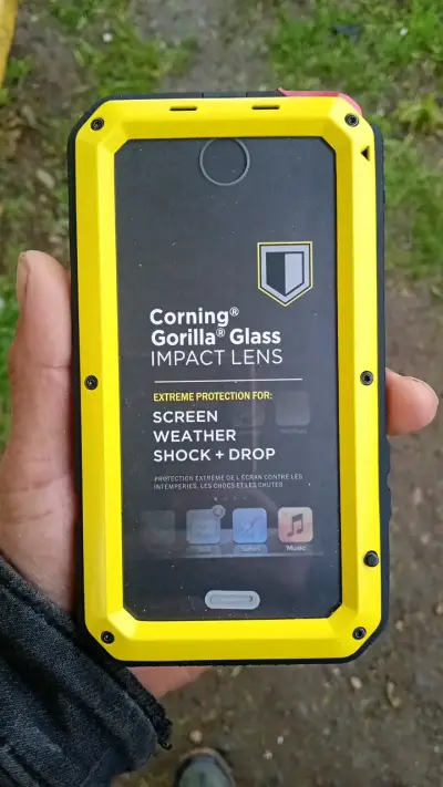 Funda protectora para smartphone con Gorilla Glass - miniatura 1