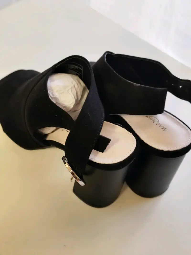 Sandalias de tacón alto negras Marquis - 6