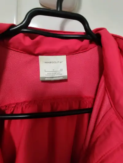 Chaqueta deportiva rosa con capucha Nike - miniatura 5