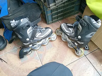 Patines en línea Hondar negros con ajuste seguro - miniatura 1