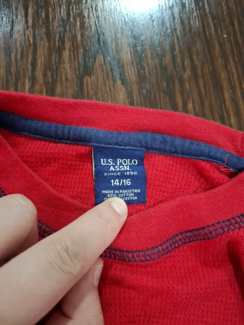 Polera manga larga roja U.S. Polo Assn para niño - 3