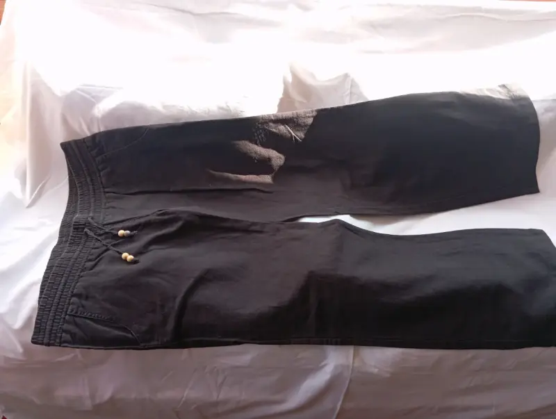 Pantalones negros casuales con cordón