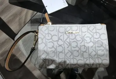 Cartera Calvin Klein - miniatura 1