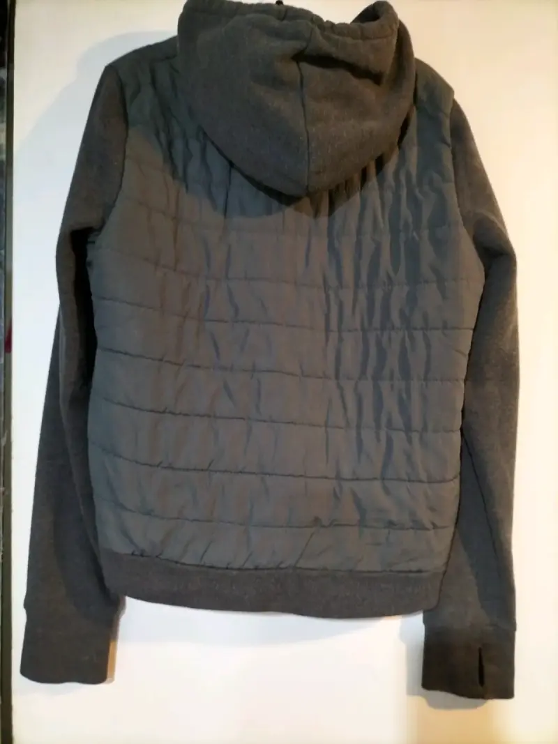 Chaqueta con capucha gris para mujer u hombre