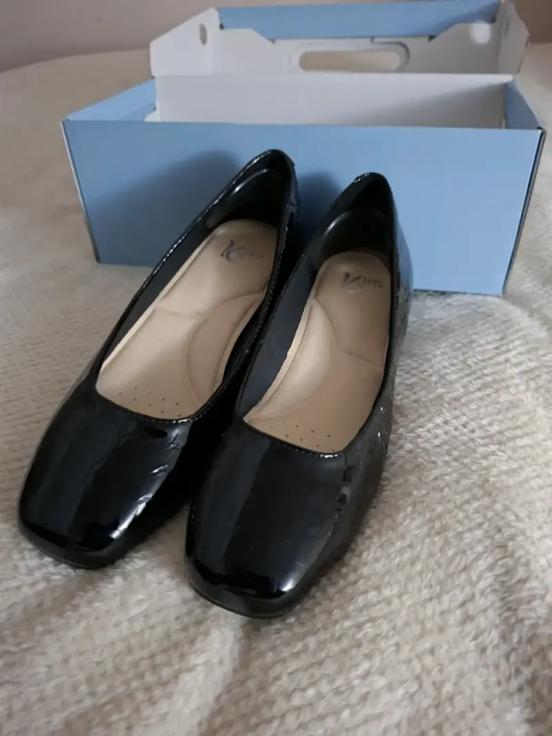Zapatos de charol negros para mujer - 2